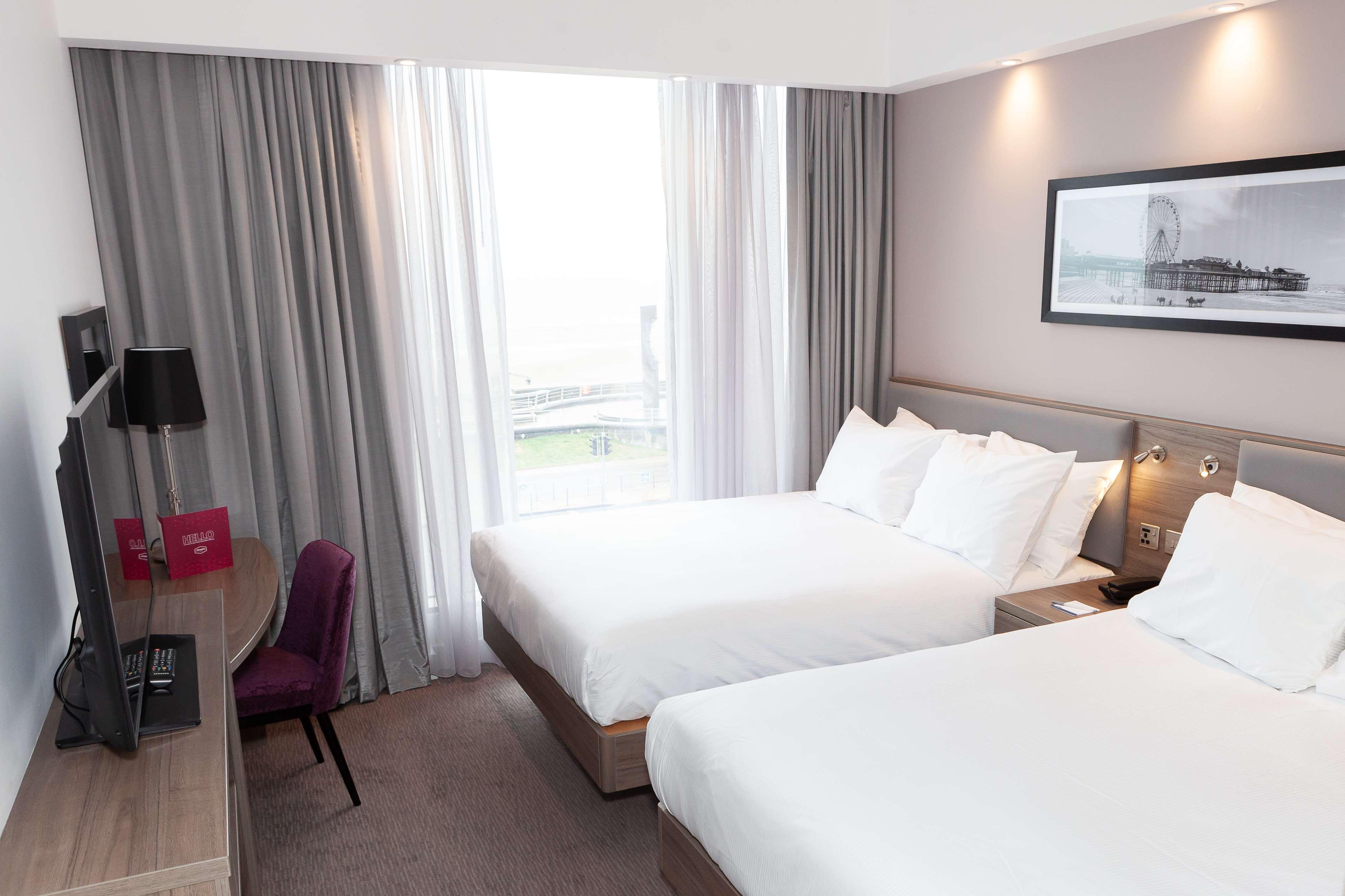 Hampton By Hilton Blackpool Hotel Ngoại thất bức ảnh